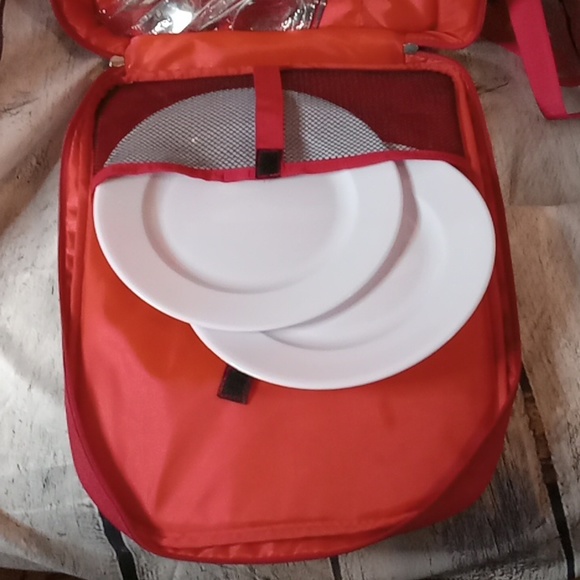 Angry Orchard picnic backpack - Picture 3 of 9